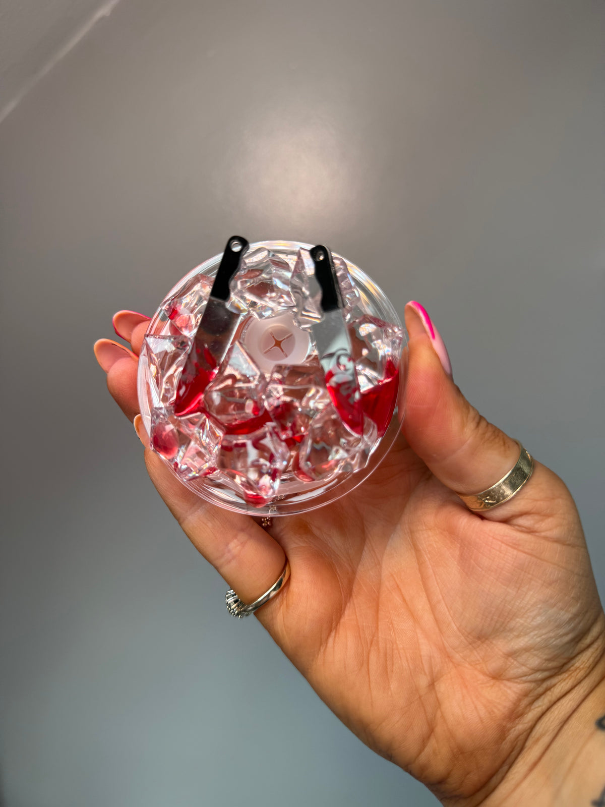 Knife Blood Drip Lid