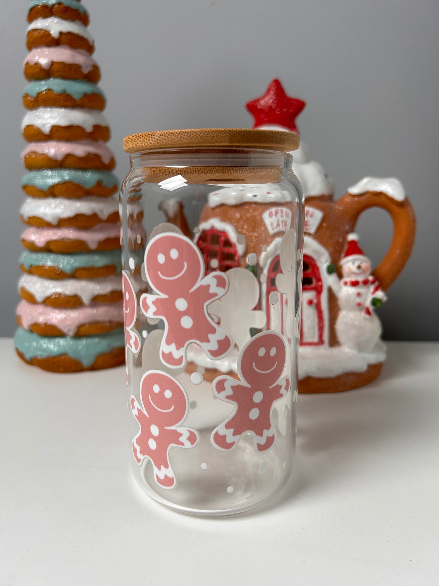 Gingerbread Men Glass Can